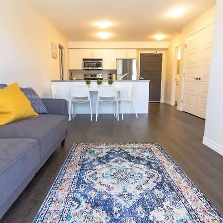 Newly Renovated Modern Condo Near Hospital, UNB Patio & Parking Coffee Saint John Esterno foto