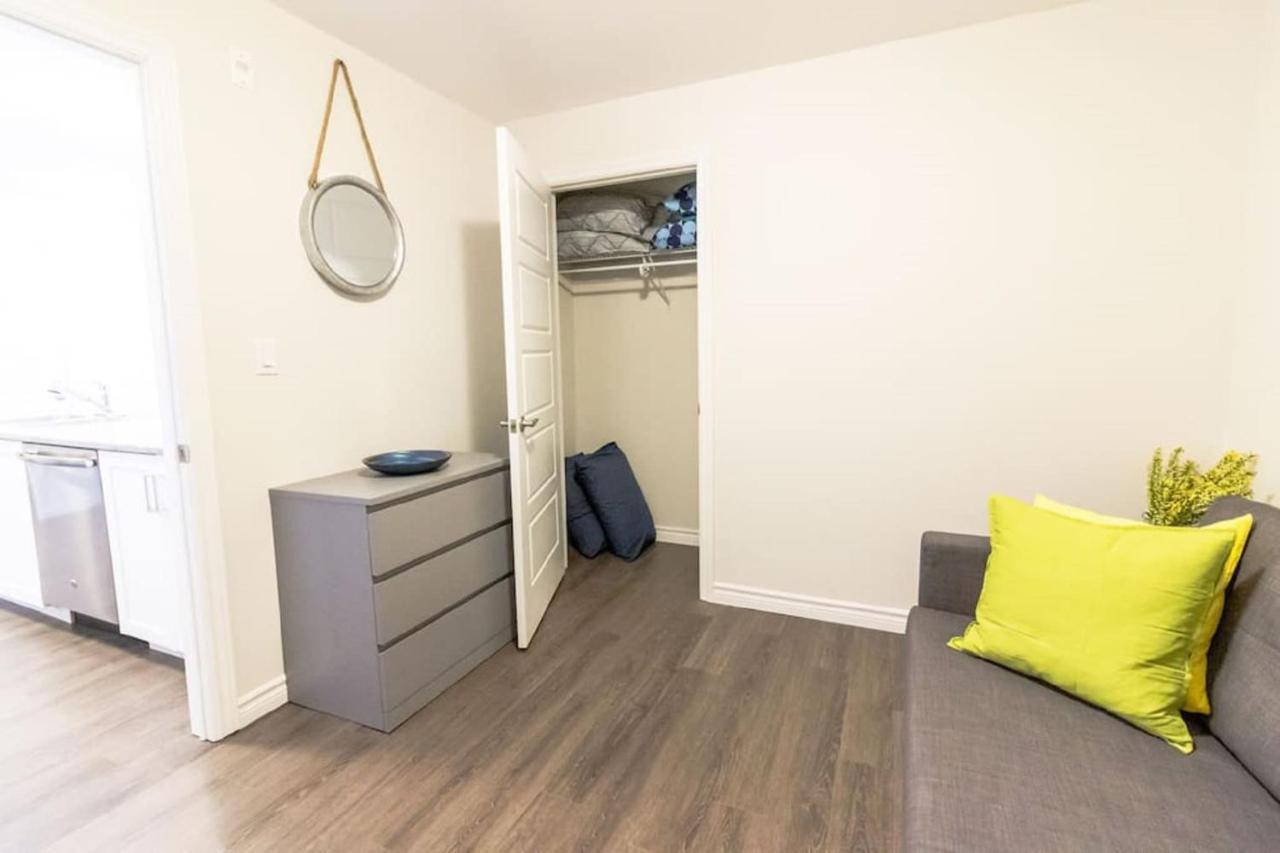 Newly Renovated Modern Condo Near Hospital, UNB Patio & Parking Coffee Saint John Esterno foto